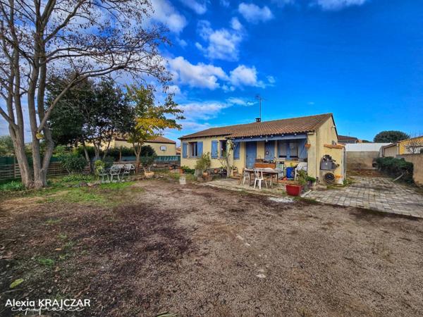 A VENDRE - Maison individuelle de plain-pied, sur un terrain de 704m² - 78,3m² habitables - T4, 3 chambres - Jardin - Garage - FLORENSAC (34)