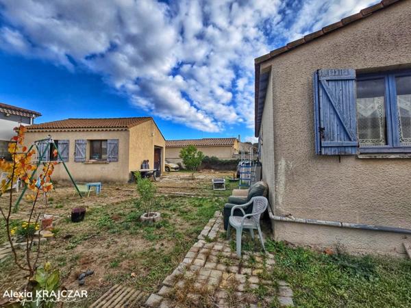 A VENDRE - Maison individuelle de plain-pied, sur un terrain de 704m² - 78,3m² habitables - T4, 3 chambres - Jardin - Garage - FLORENSAC (34)