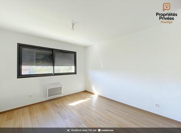 Villa T6 (2023) - St Maximin centre - Terrain 500m² + garage