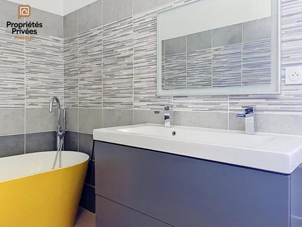 Villa T6 (2023) - St Maximin centre - Terrain 500m² + garage