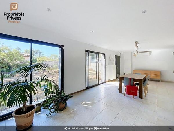Villa T6 (2023) - St Maximin centre - Terrain 500m² + garage