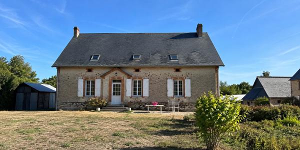 Maison en campagne , Segre en anjou bleu