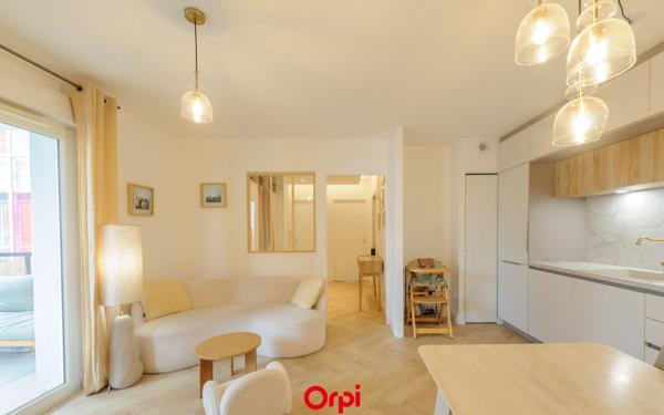 Appartement à vendre    3 pièces • 58 m2 La Rochelle