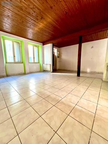 Maison de ville à vendre à Écueillé dans l'Indre (36240), ref : 016/446