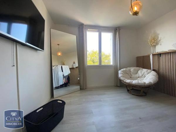 Appartement à louer 3 pièces 67.84m²