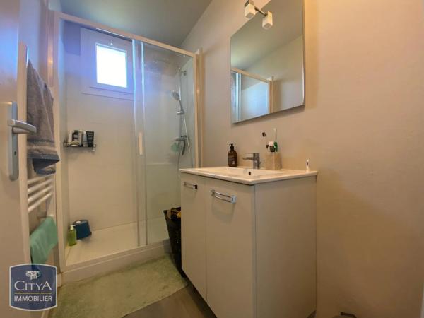 Appartement à louer 3 pièces 67.84m²