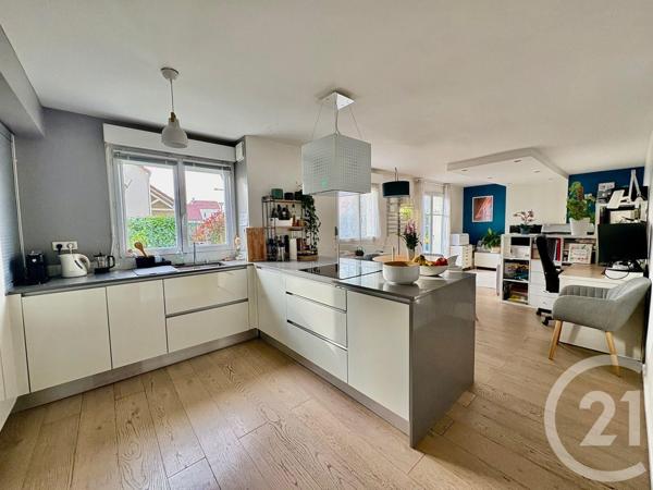 Appartement F3 à vendre  3 pièces - 70 m2 CONFLANS STE HONORINE - 78