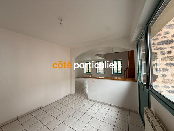 Location Appartement106,94 m² - 4 Pièces - SAINT PAULIEN (43350)