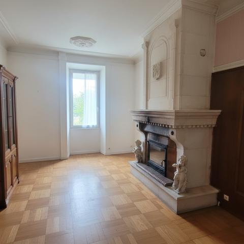 Marseille (13007) SECTEUR PRIVILEGIE 7ème BELLE MAISON DE MAITRE T4/5 + Grand T2 indépendant