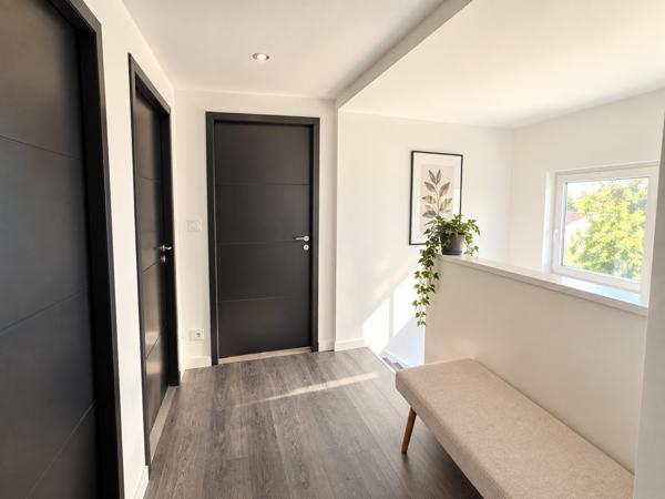 Appartement T5 au centre bourg CAUDAN