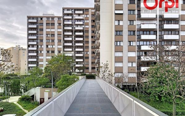 Appartement à vendre    3 pièces • 61,08 m2 Choisy-le-Roi