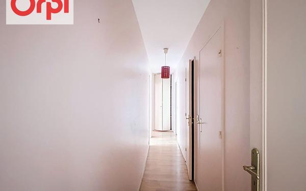 Appartement à vendre    3 pièces • 61,08 m2 Choisy-le-Roi