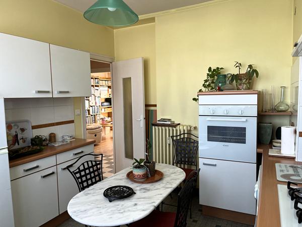 Appartement 2 pièces + balcon + garage,  
Nantes 44100