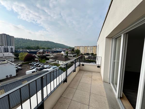 Appartement T3 à Maromme avec balcon