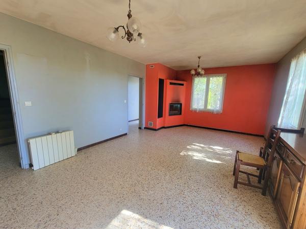 Maison individuelle de 150 m² avec dépendances sur 2,9 ha de terrain