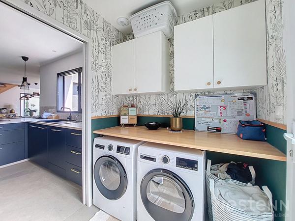 A VENDRE ANGERS Quartier Saint-Léonard Maison contemporaine 125 m² avec garage, jardin !