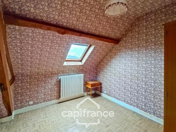 Maison à vendre 4 pièces BESSE SUR BRAYE (72) - terrain 1930 m² -