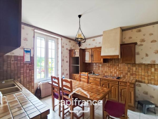 Maison à vendre 4 pièces BESSE SUR BRAYE (72) - terrain 1930 m² -