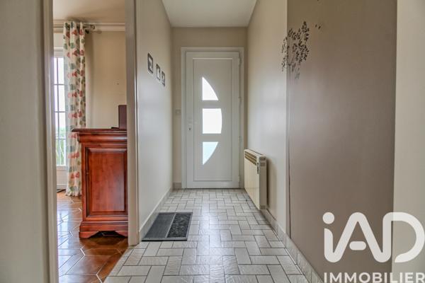 Maison à vendre 4 pièces 138 m² Laval