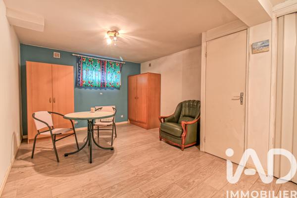 Maison à vendre 4 pièces 138 m² Laval