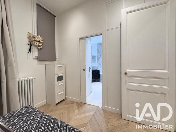 Appartement à vendre 4 pièces 146 m² Paris 8