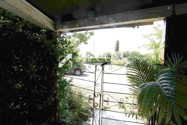 Maison
                                                                                                                                                                                                                                                                                                                        9 pièce(s)                                                                                                                                                                                                          7 chambre(s)                                                                                                                                                                                                          290  m²