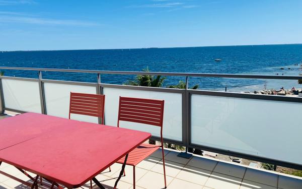 Appartement à louer    3 pièces •    Mèze