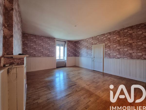 Immeuble à vendre 160 m² Corps-Nuds