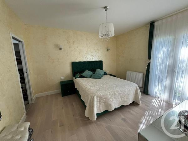 Maison à vendre  9 pièces - 194 m2 LE PLESSIS TREVISE - 94