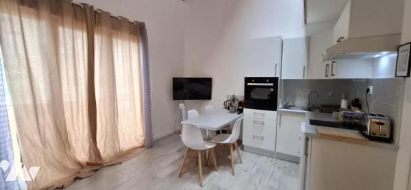 Appartement de type 1 en Limite du Pentagone - LA ROCHE SUR YON