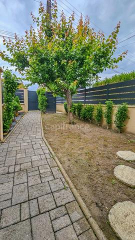 Maison à vendre BRUYERES LE CHATEL (91) 6 pièces, en excellent état avec garage sur terrain clos de 275 m².