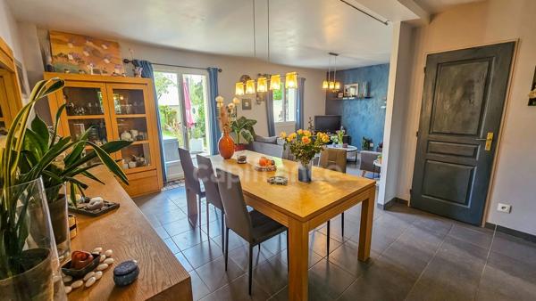 Maison à vendre BRUYERES LE CHATEL (91) 6 pièces, en excellent état avec garage sur terrain clos de 275 m².