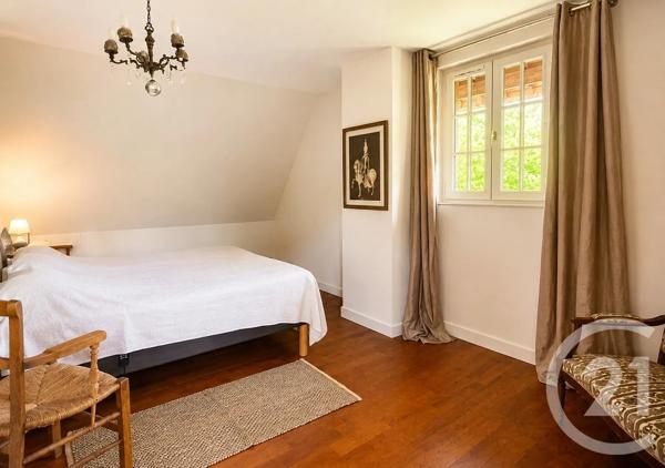 Maison à vendre  5 pièces - 158 m 2   LISIEUX  - 14