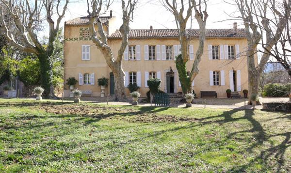 Vente Bastide Lorgues 20 Pièces 600 m²
