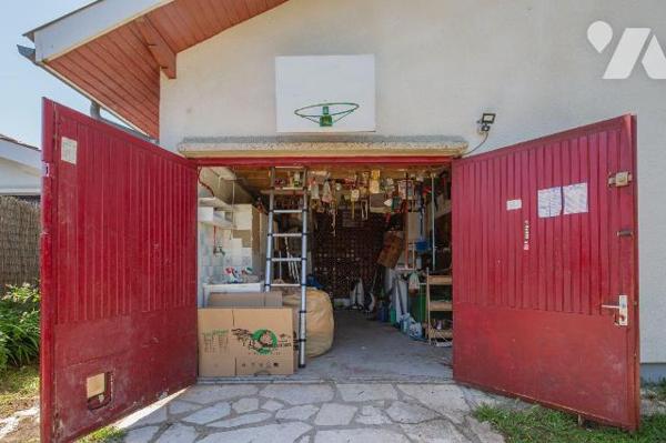VENTE IMMO-INTERACTIF- SAINT MEDARD EN JALLES (33160) 23, avenue Eugène Delacroix -

Idéaleme...