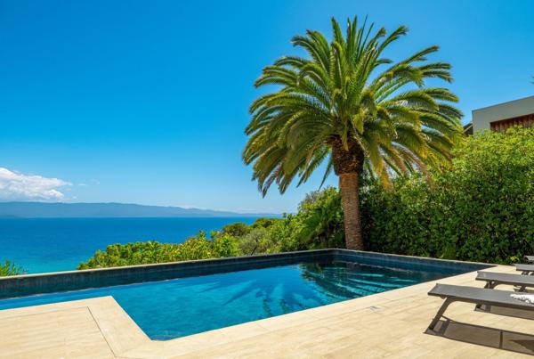 Vente Villa de luxe Ajaccio 7 Pièces 270 m²