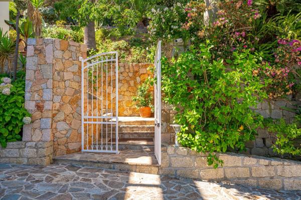 Vente Villa de luxe Ajaccio 7 Pièces 270 m²