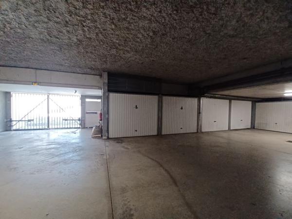 Parking + appartement