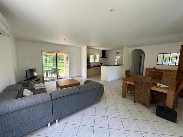 A louer Maison meublée contemporaine plain-pied Bretagne de Marsan 3 chambres parc arboré