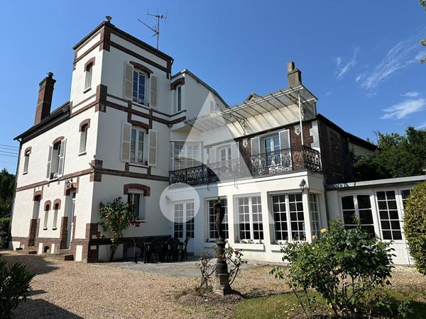 Maison 8 pièces 220 m2