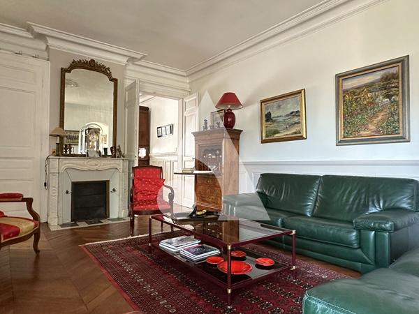Maison 8 pièces 220 m2
