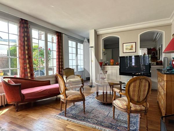 Maison 8 pièces 220 m2