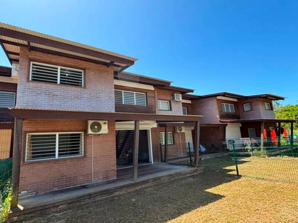 Maison à vendre 4 pièces  (973)