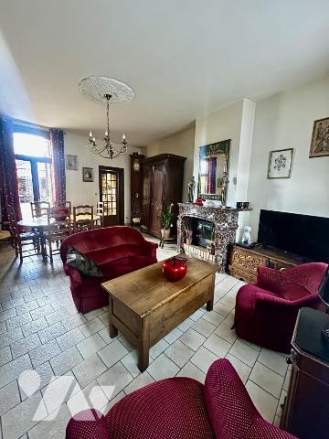 CAMBRAI- Une maison à usage d'habitation