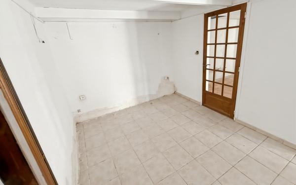 Maison à vendre    7 pièces • 300 m2 La Seyne-sur-Mer