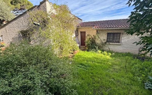 Maison à vendre    7 pièces • 300 m2 La Seyne-sur-Mer