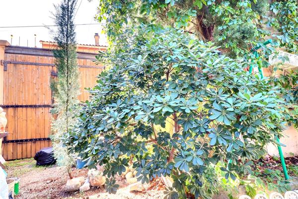 APPARTEMENT TYPE 3/4 / JARDIN / GARAGE