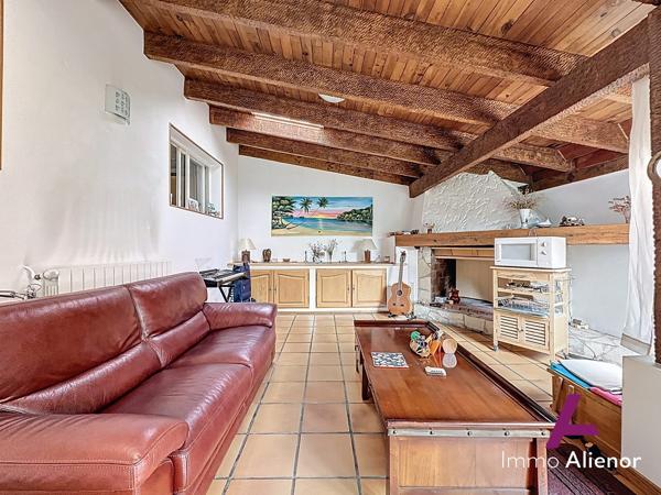 Maison avec jardin et stationnement 120,45m2 - PESSAC MADRAN