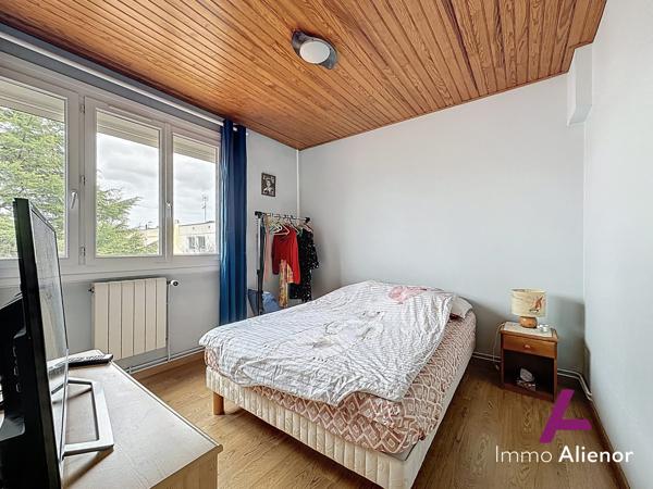 Maison avec jardin et stationnement 120,45m2 - PESSAC MADRAN