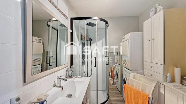 Jolie maison de ville en pierre